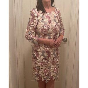 Eliza J Floral Lace Dress Size 8 In Pink & Beige With 3/4 Sleeves & V-Back Desig
